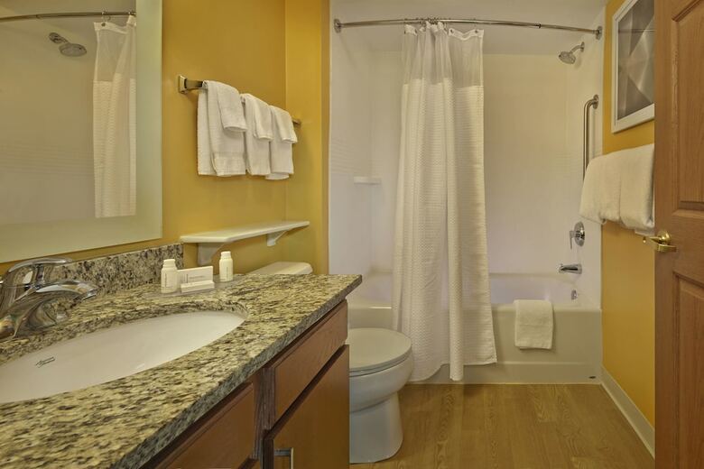 Hotel Towneplace Suites By Marriott Boston Tewksbury