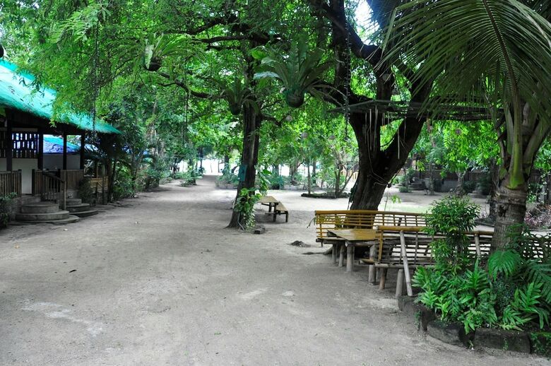 Hotel Paseo Verde Beach Resort
