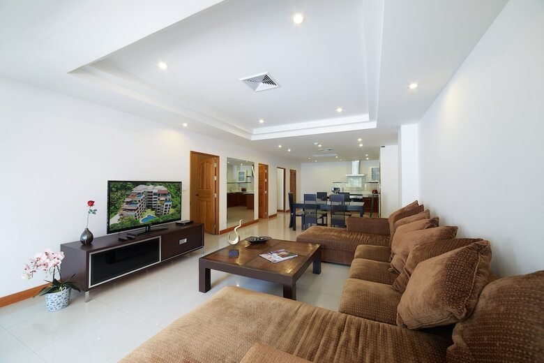 Apartamentos Surin Sabai