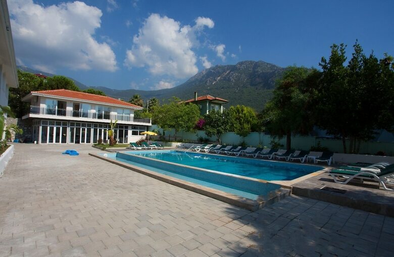 Hotel De Huzur