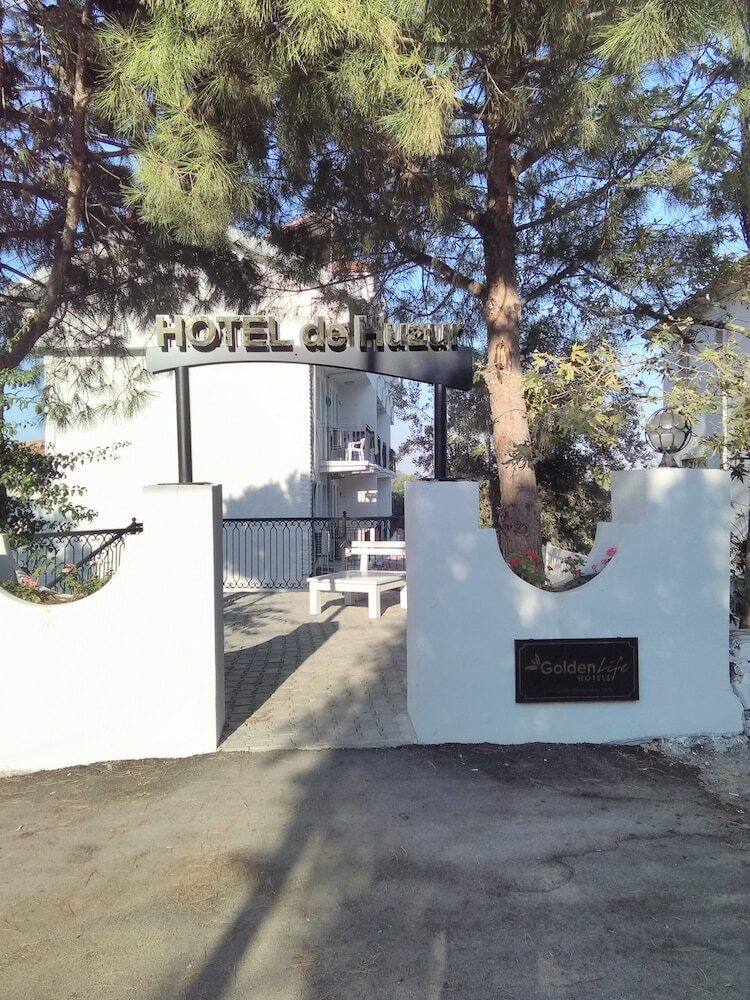 Hotel De Huzur