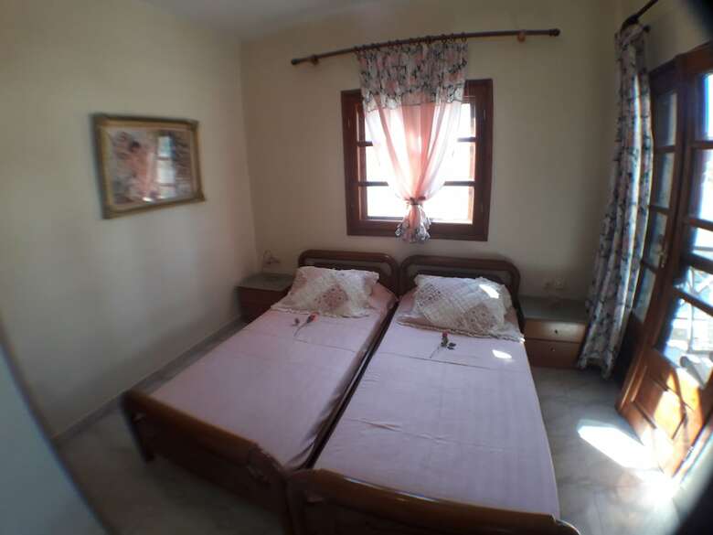 Apartamentos Vangel House