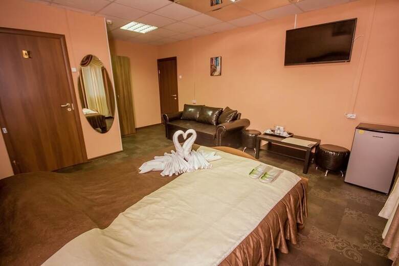 Fab Mini Hotel
