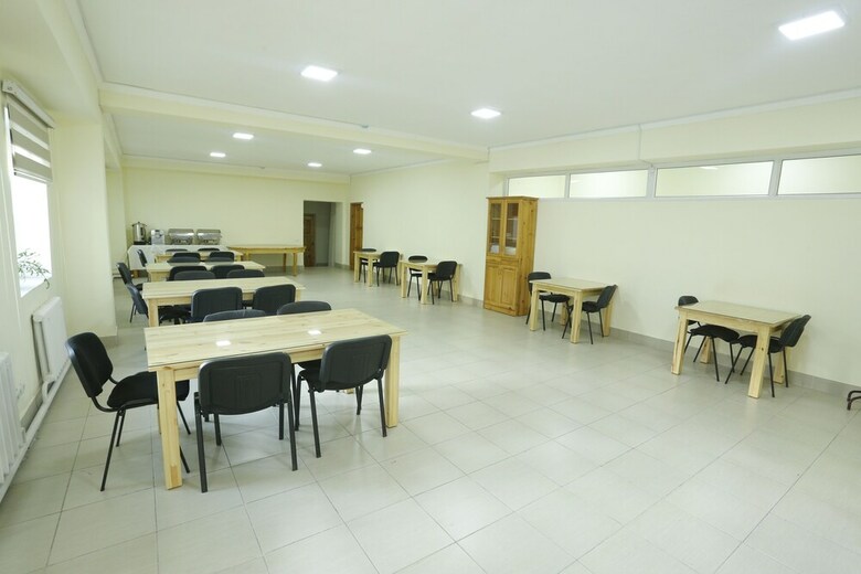 Tes Hotel