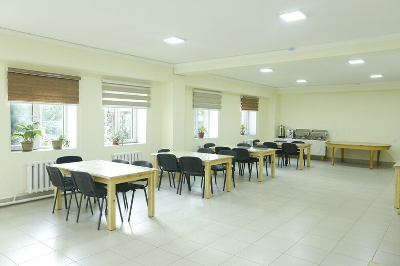 Tes Hotel