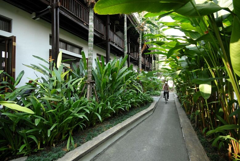 Hotel Banthai Village