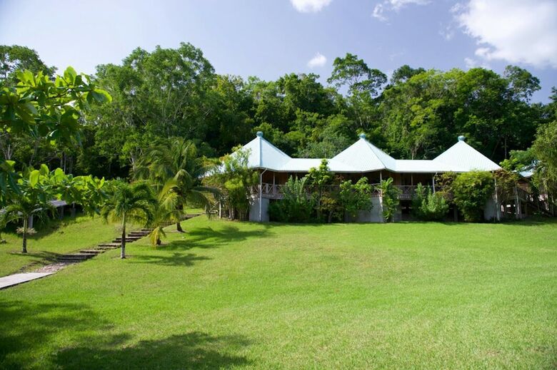 Hostal La Milpa Lodge