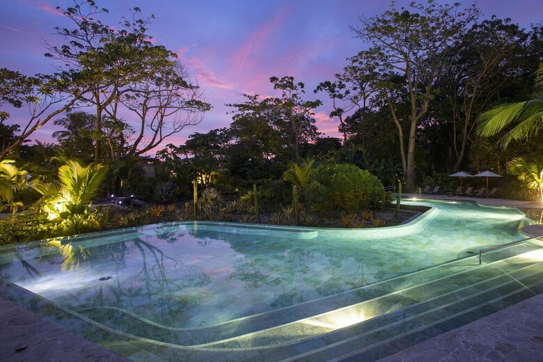 Hotel Nantipa - A Tico Beach Experience