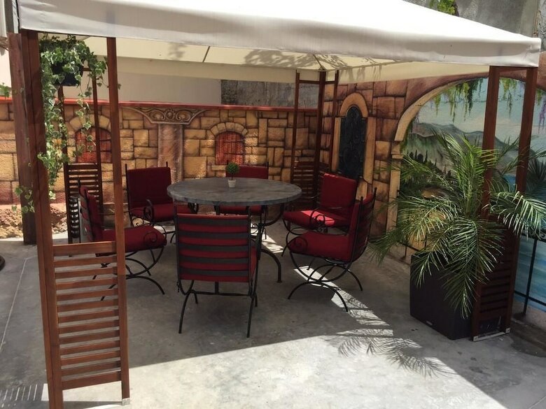 Hotel Bon Bon Home
