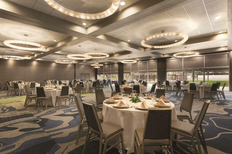 Radisson Hotel Mcallen Airport