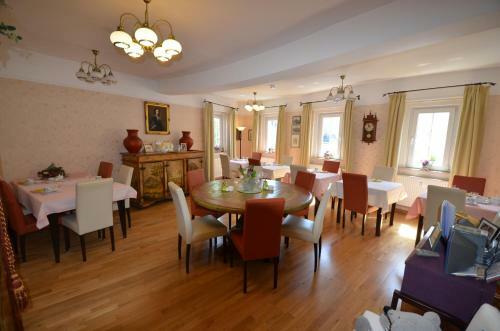 Hostal G�stehaus Priester