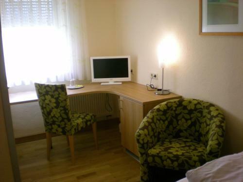 Hostal Hotel Gasthof Goldener L�we
