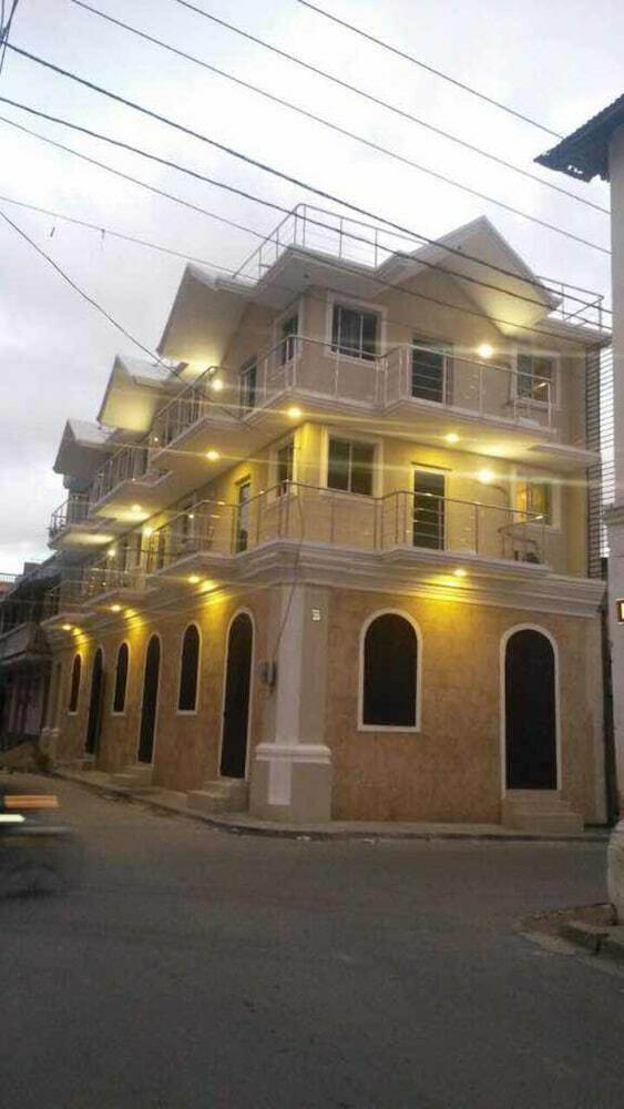 Frf Hotel