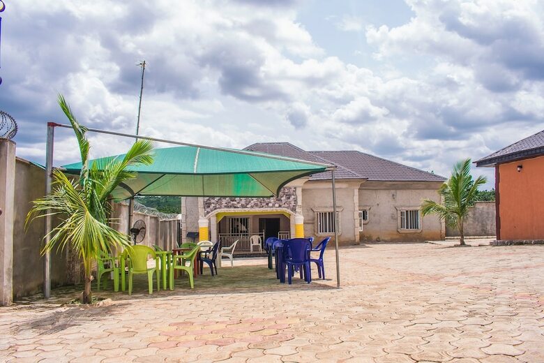 de Royal Hotel And Suites