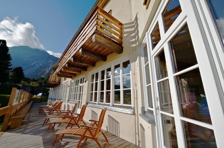 Hotel Maloja Palace