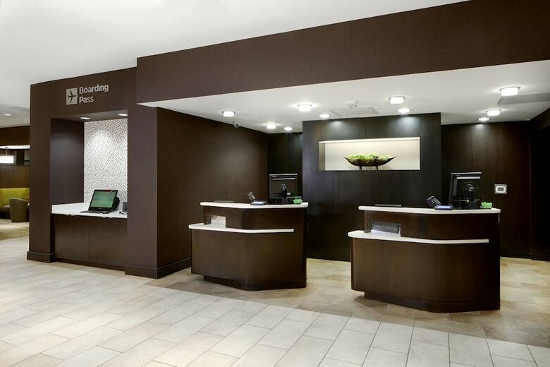 Hotel Courtyard By Marriott San Antonio Six Flags At The Rim