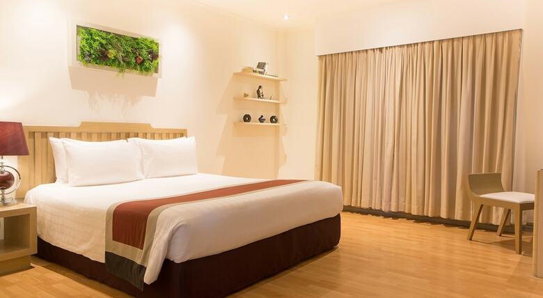 Pullman Pattaya Hotel G