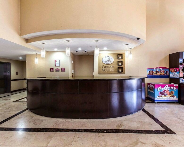 Hotel Comfort Suites Waycross