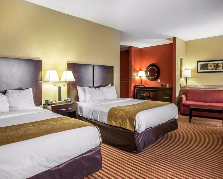 Hotel Comfort Suites Waycross