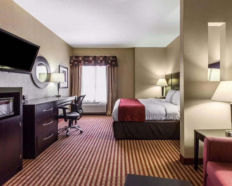 Hotel Comfort Suites Waycross