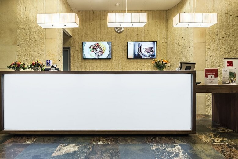 Hotel Victor Pruszk�w By de Silva