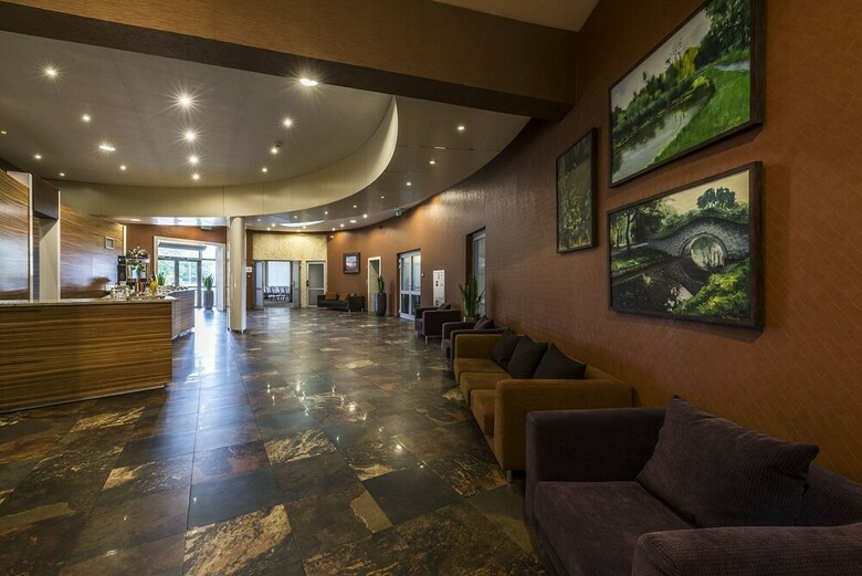 Hotel Victor Pruszk�w By de Silva
