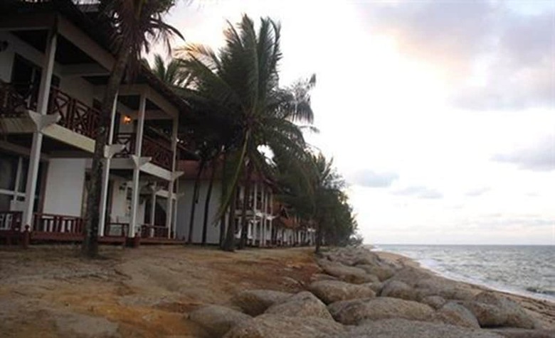 Hotel Sutra Beach Resort