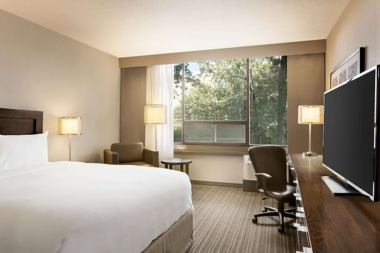 Hotel Doubletree By Hilton Toronto Airport West
