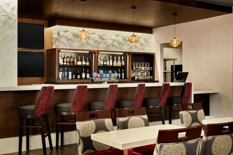 Hotel Doubletree By Hilton Toronto Airport West