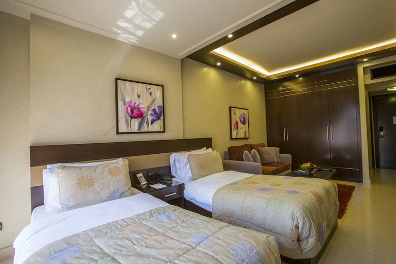 Imperial Suites Hotel