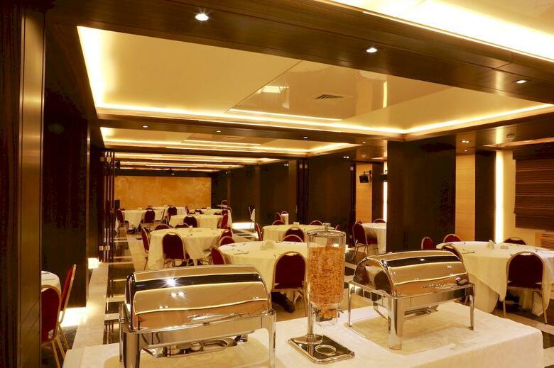 Imperial Suites Hotel