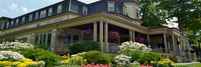 Hotel Stafford's Bay View Inn