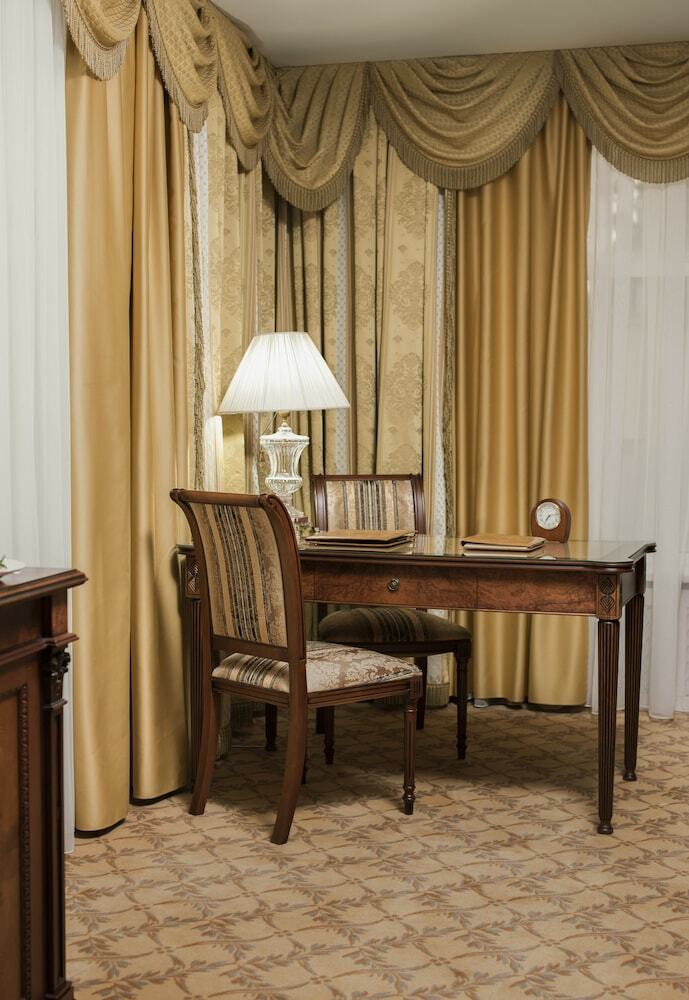 Nobil Luxury Boutique Hotel