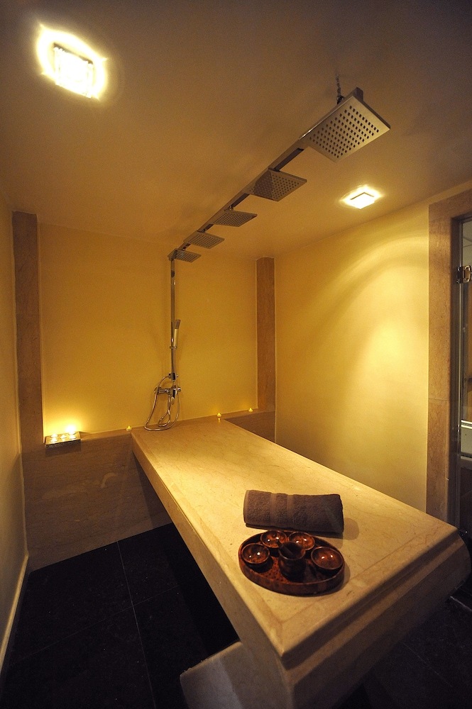 Hotel Casablanca Suites & Spa