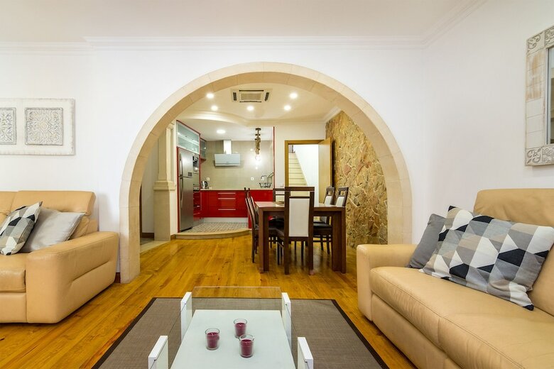 Alfama Deluxe Apartment