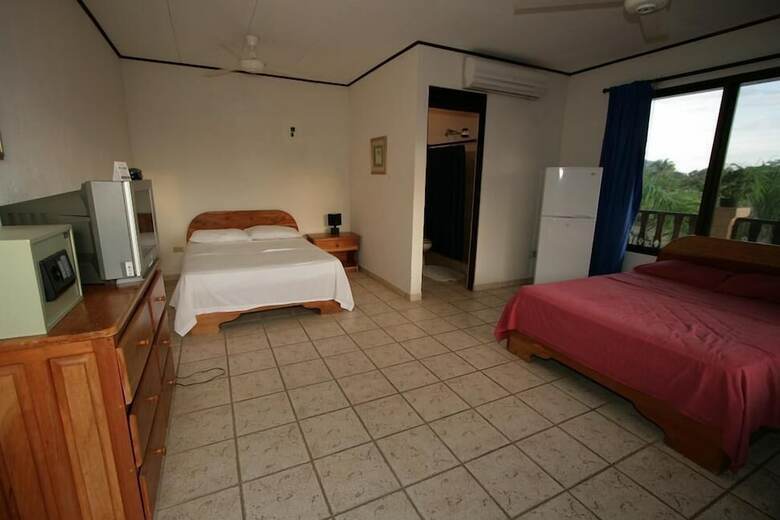Blue Palm Hotel