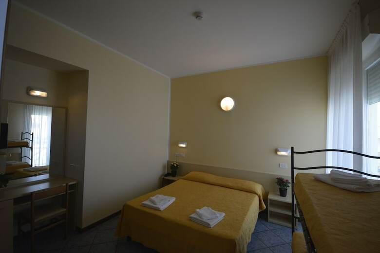 Hotel Corona