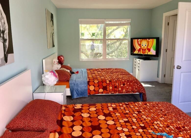 4 Bedroom Home By Ideal Experience Vr
