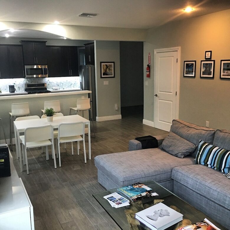 4 Bedroom Home By Ideal Experience Vr