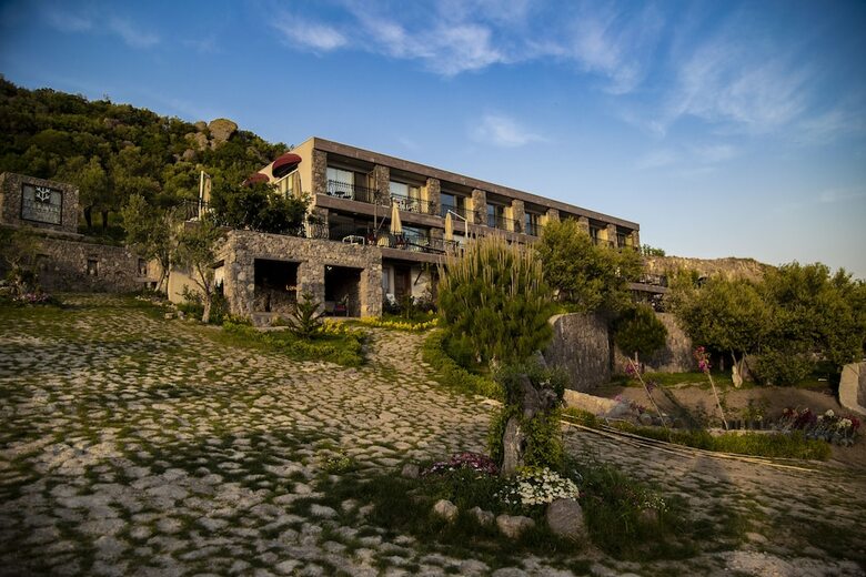 Bed & Breakfast Assos Longevity Hotel