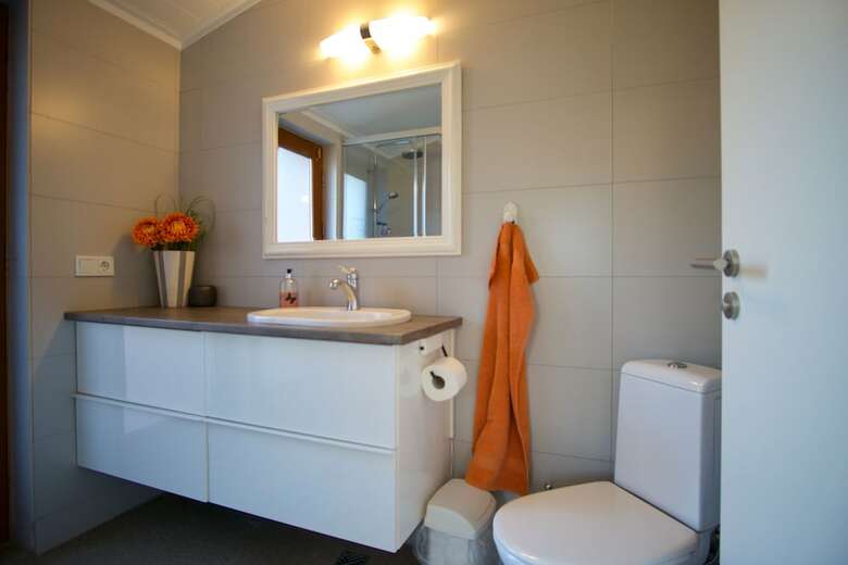 Harpa Holiday Home
