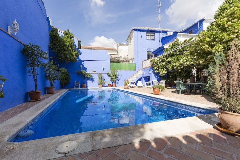 La Casa De �llora