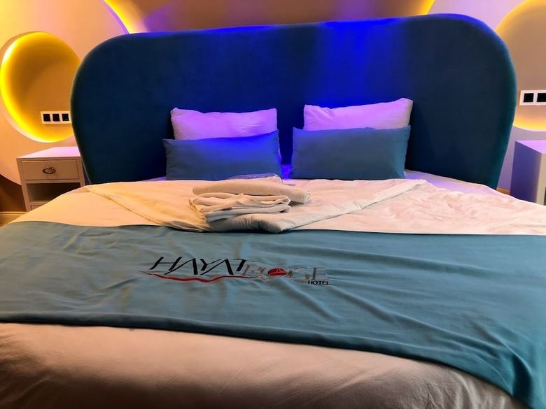 Hayat Rose Hotel