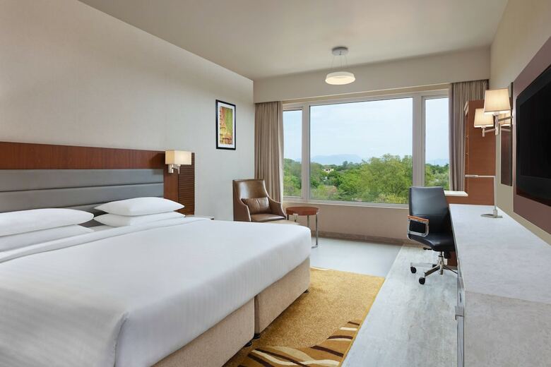Hotel Courtyard By Marriott Madurai