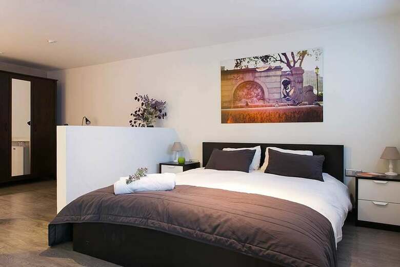 Hotel 4 Rooms Barcelona