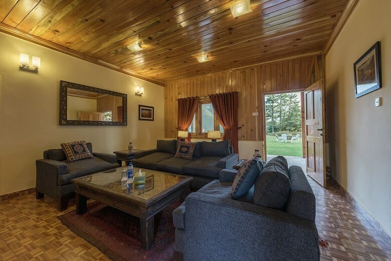 Hotel Arcadian Sprucewoods