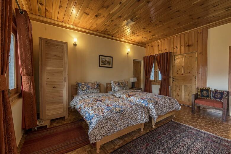 Hotel Arcadian Sprucewoods