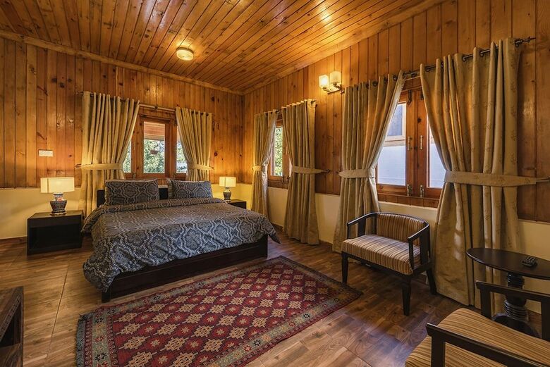 Hotel Arcadian Sprucewoods
