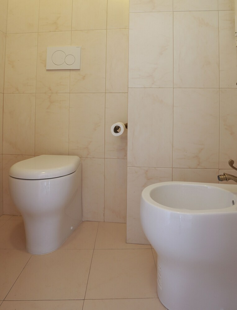 Bed & Breakfast Person� Palace