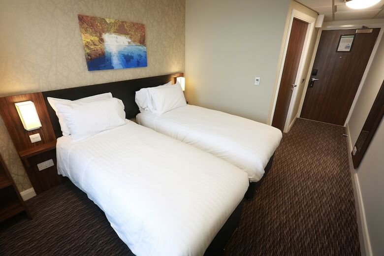 Hotel Tulip Queen By Marston's Inn